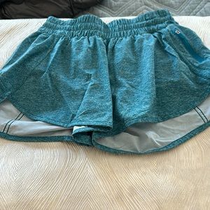 Lululemon short